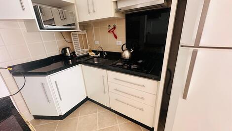 Apartamento de duas suítes e duas vagas de garagem - 80 metros MAr