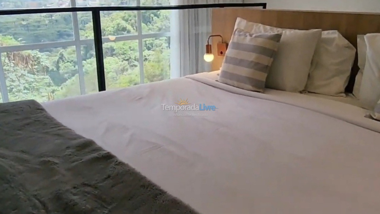 Apartamento para aluguel de temporada em Campos do Jordão (Jardim Belvedere)