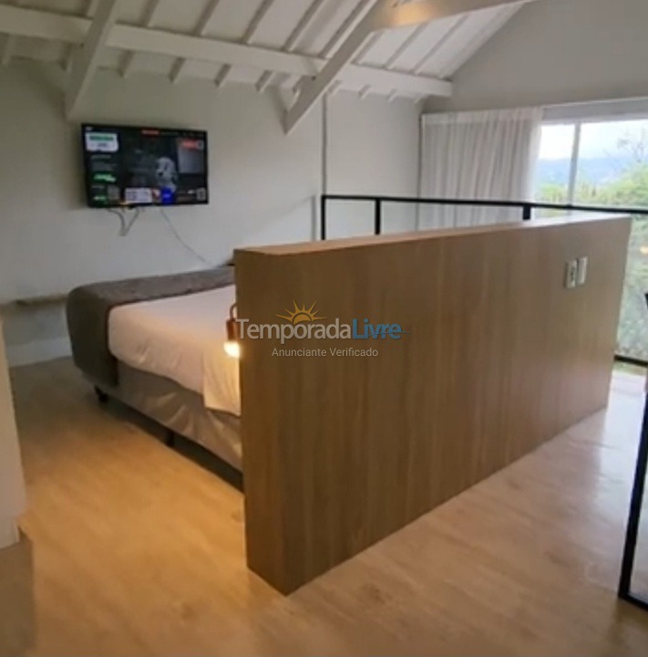 Apartamento para aluguel de temporada em Campos do Jordão (Jardim Belvedere)