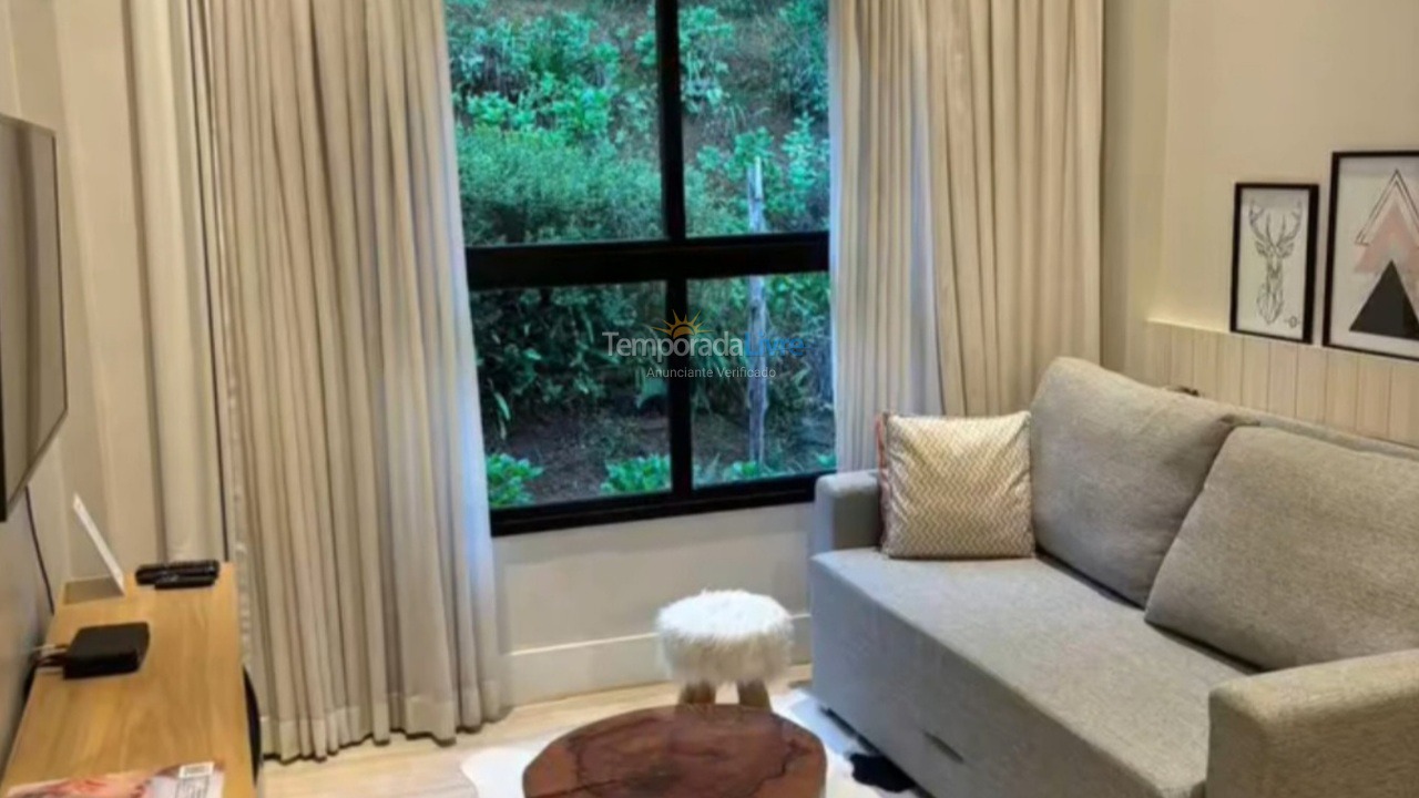 Apartamento para aluguel de temporada em Campos do Jordão (Jardim Belvedere)