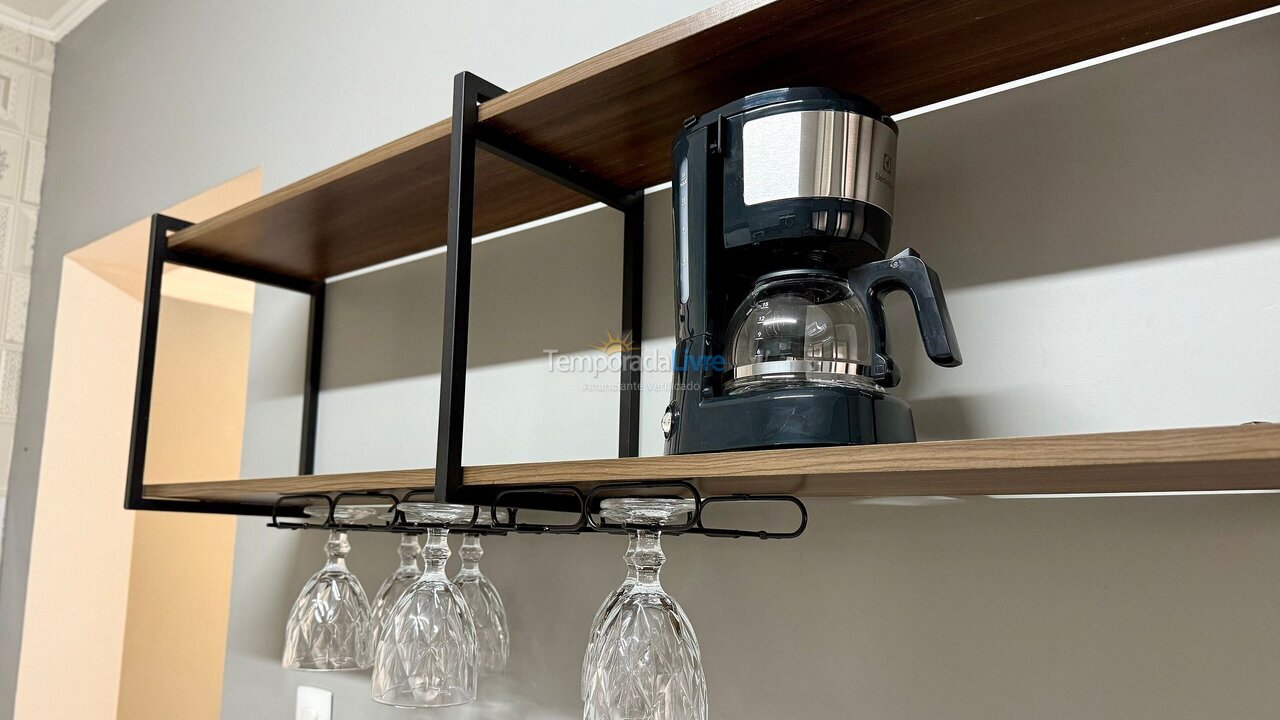 Apartamento para aluguel de temporada em Praia Grande (Canto do Forte)