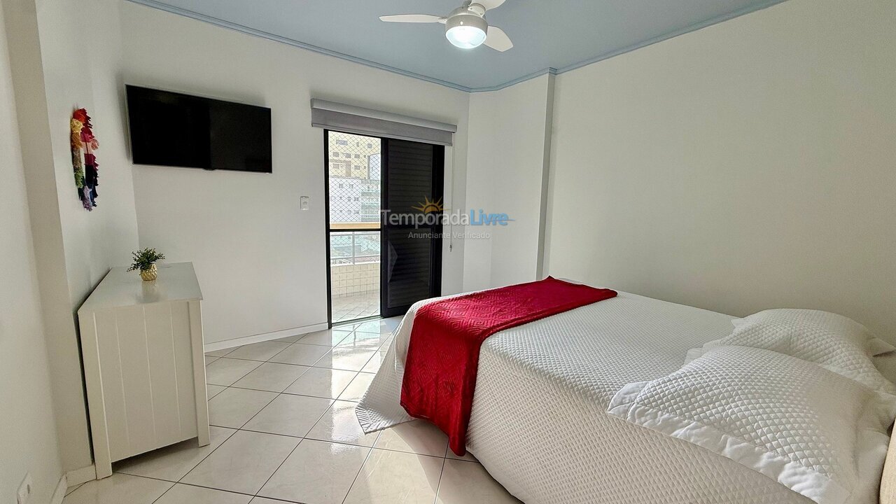 Apartamento para aluguel de temporada em Praia Grande (Canto do Forte)