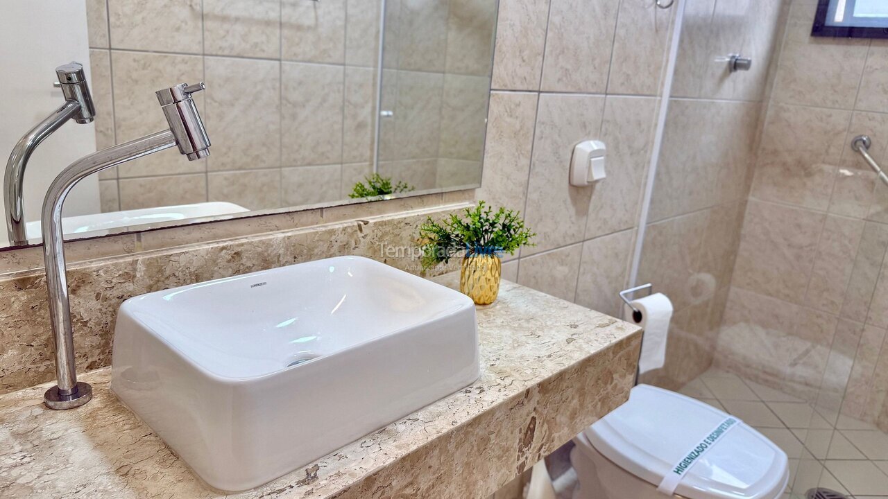 Apartamento para aluguel de temporada em Praia Grande (Canto do Forte)