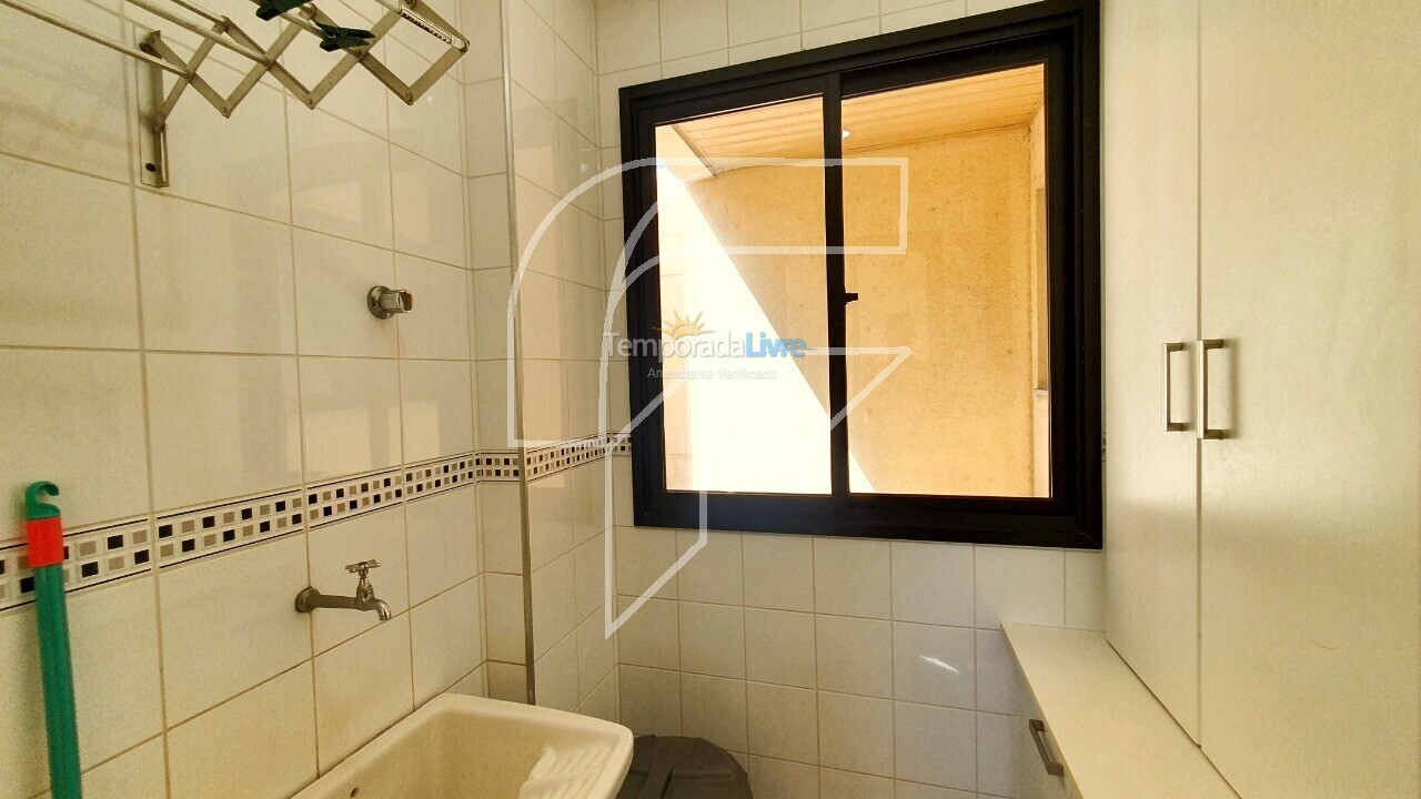 Apartamento para aluguel de temporada em Guarapari (Praia do Morro)