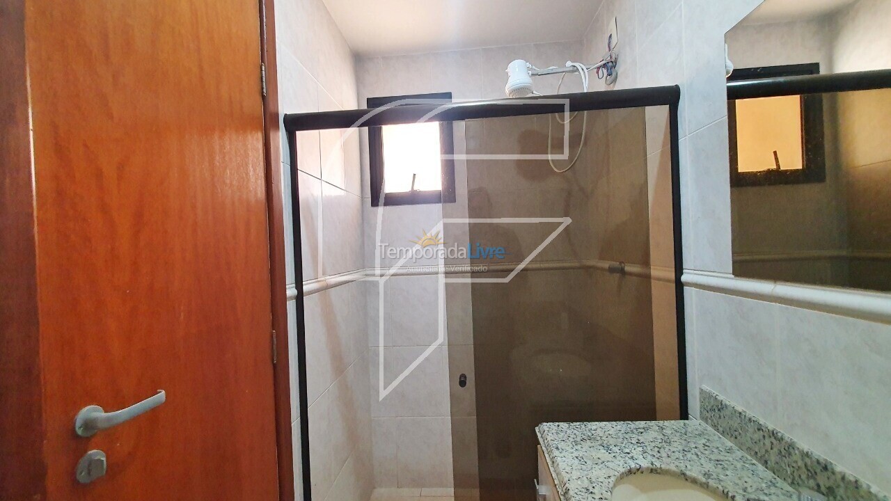 Apartamento para aluguel de temporada em Guarapari (Praia do Morro)