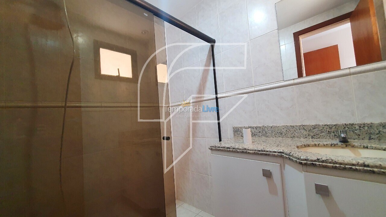 Apartamento para aluguel de temporada em Guarapari (Praia do Morro)