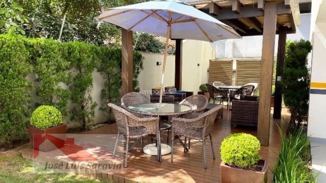 Apartamento para alquiler de vacaciones em Bombinhas (Praia de Bombas)