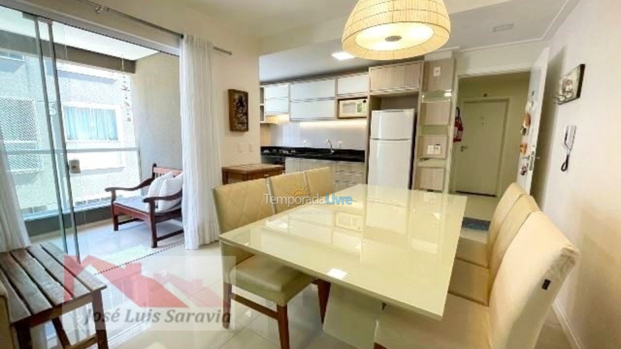 Apartamento para alquiler de vacaciones em Bombinhas (Praia de Bombas)