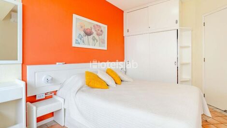 Beautiful apartment overlooking the sea!