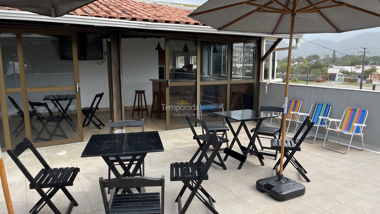 Apartamento para aluguel de temporada em Matinhos (Balneário Flamingo)