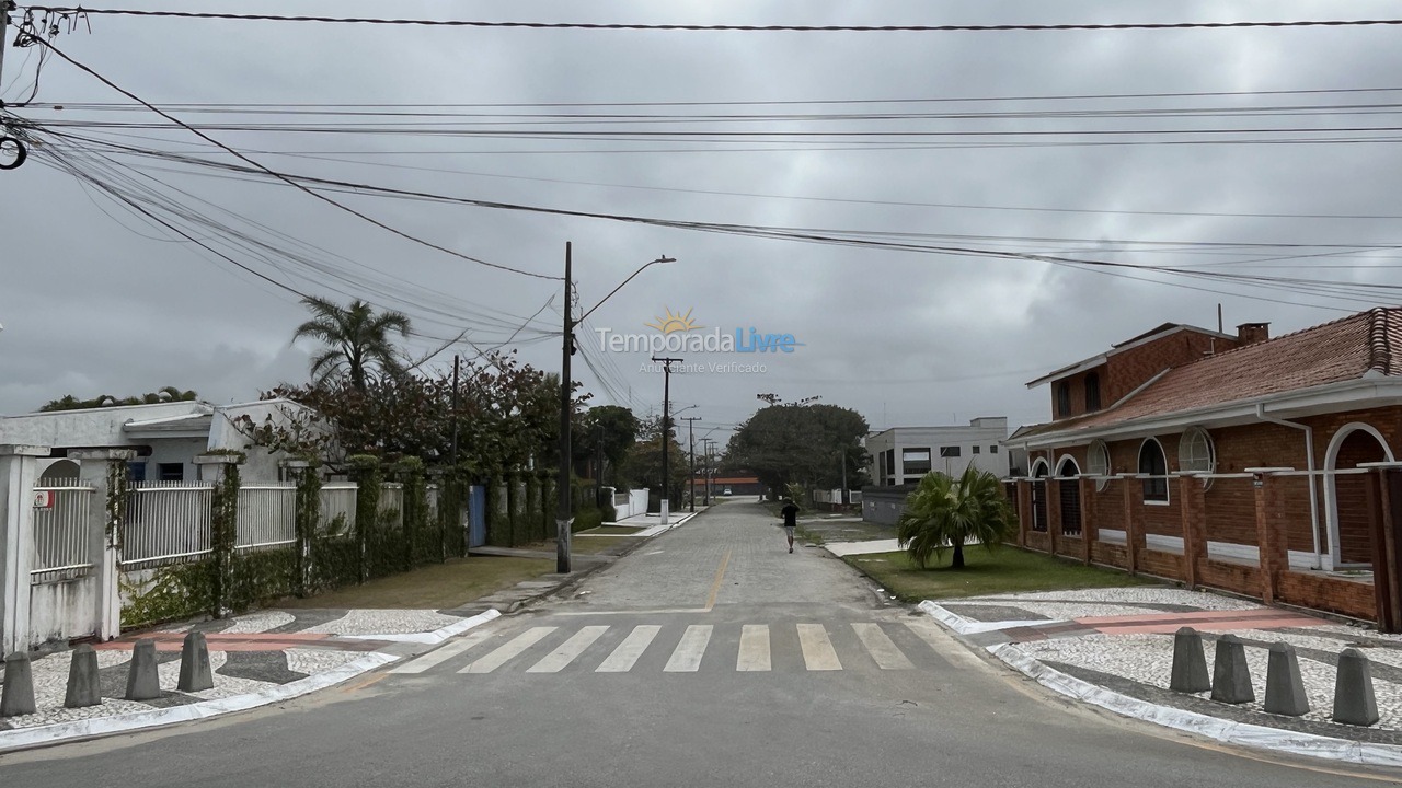 Apartamento para aluguel de temporada em Matinhos (Balneário Flamingo)