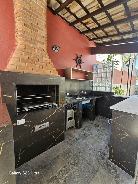 Casa para aluguel de temporada em Ubatuba (Lagoinha)