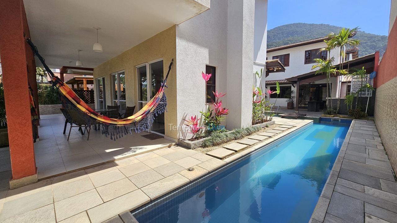 Casa para aluguel de temporada em Ubatuba (Lagoinha)