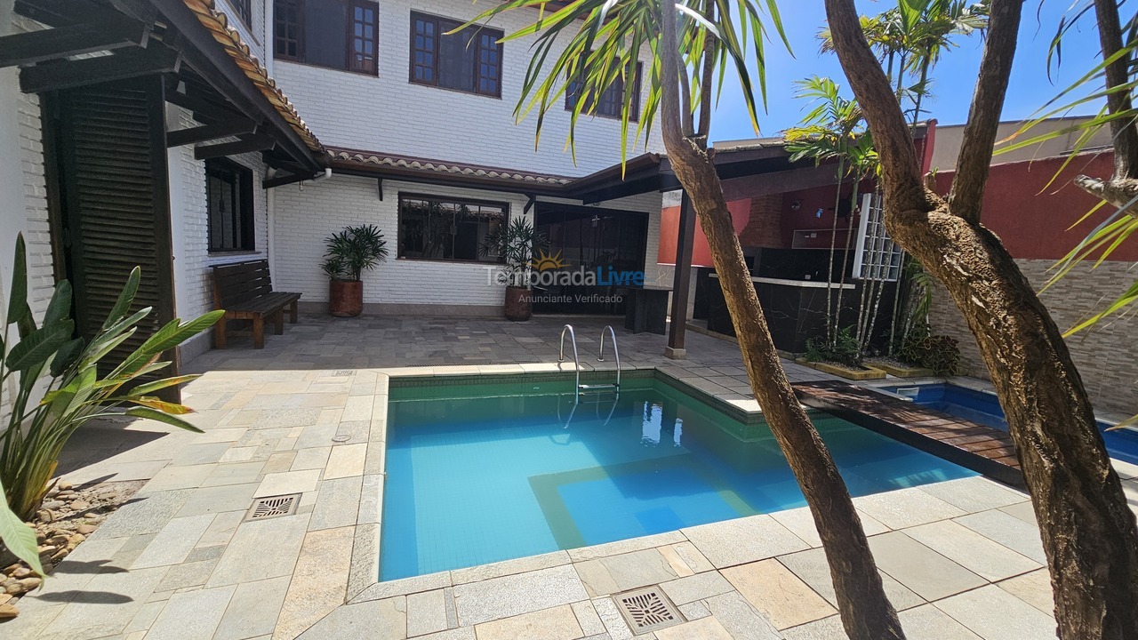 Casa para aluguel de temporada em Ubatuba (Lagoinha)