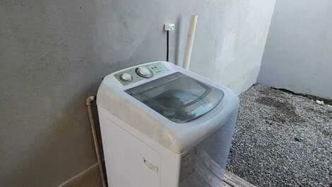 Beautiful beach chalet for 6 people