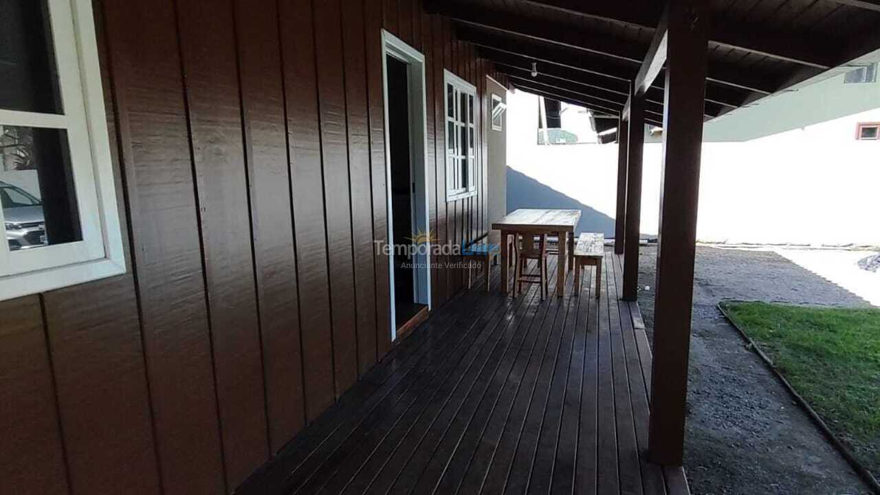 House for vacation rental in Bombinhas (Mariscal)