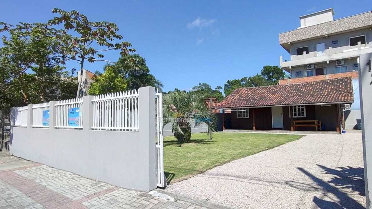 House for vacation rental in Bombinhas (Mariscal)