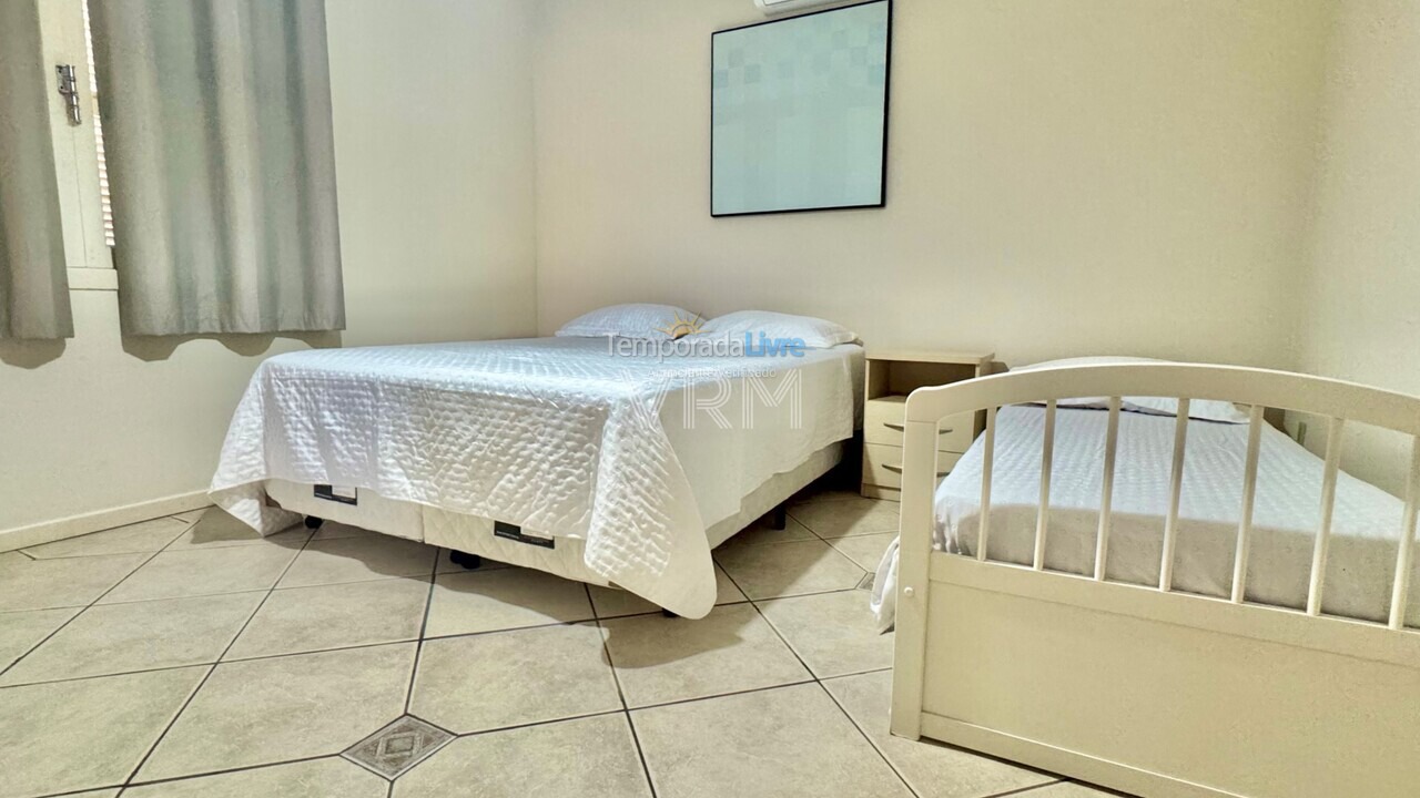 House for vacation rental in Bombinhas (Canto Grande)