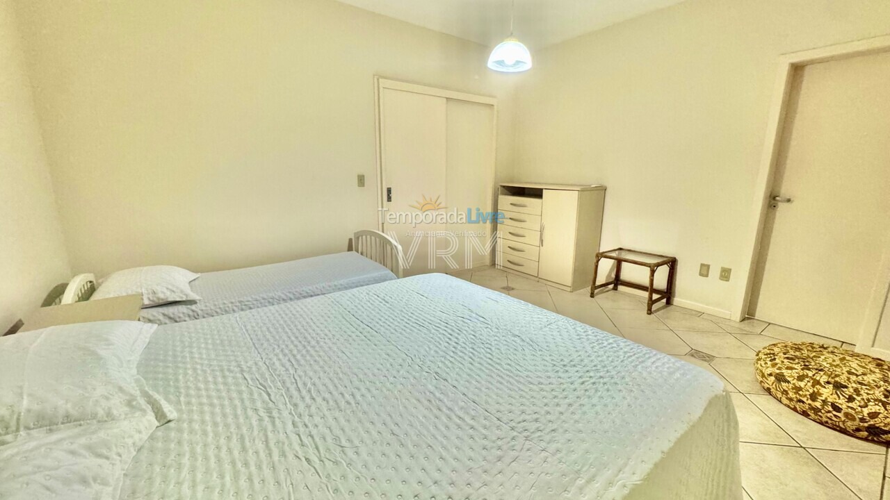 House for vacation rental in Bombinhas (Canto Grande)