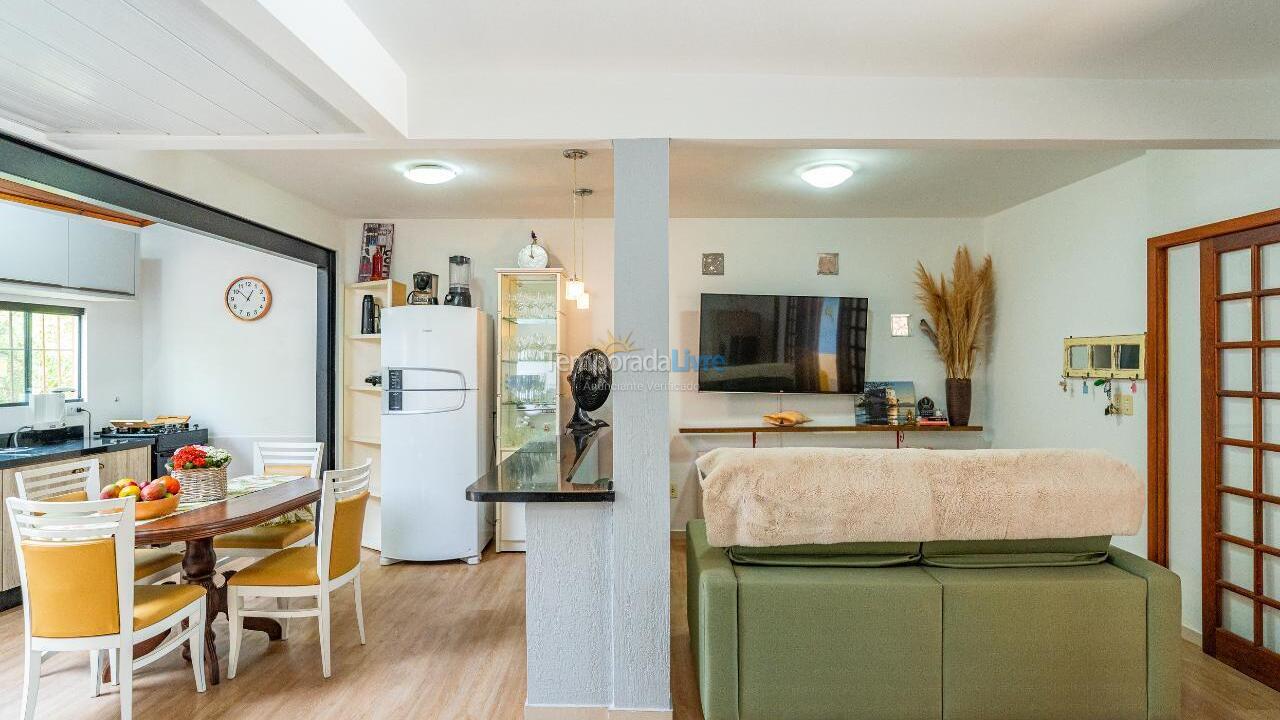 Casa para alquiler de vacaciones em Florianópolis (Cachoeira do Bom Jesus)