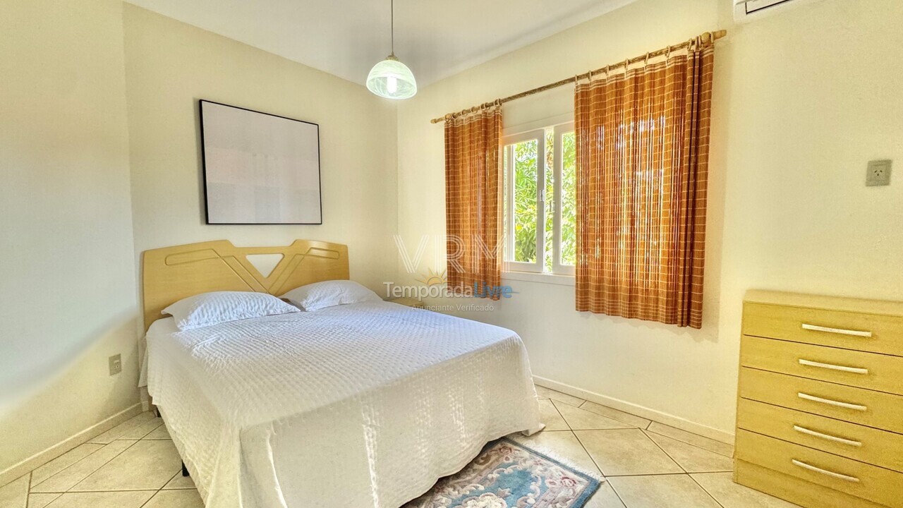 House for vacation rental in Bombinhas (Canto Grande)