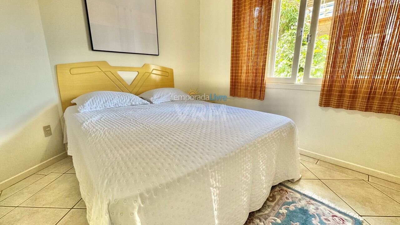 House for vacation rental in Bombinhas (Canto Grande)