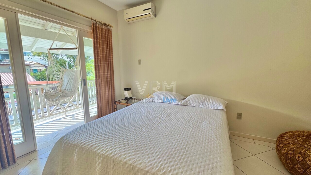 House for vacation rental in Bombinhas (Canto Grande)