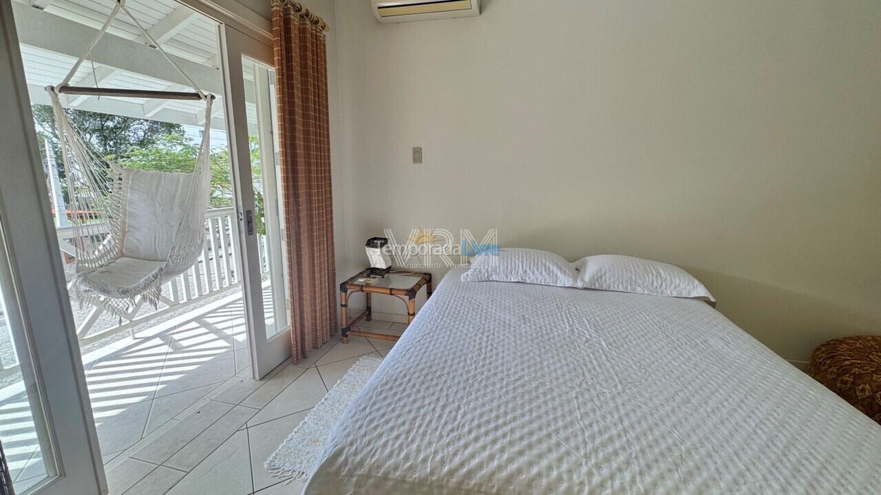 House for vacation rental in Bombinhas (Canto Grande)