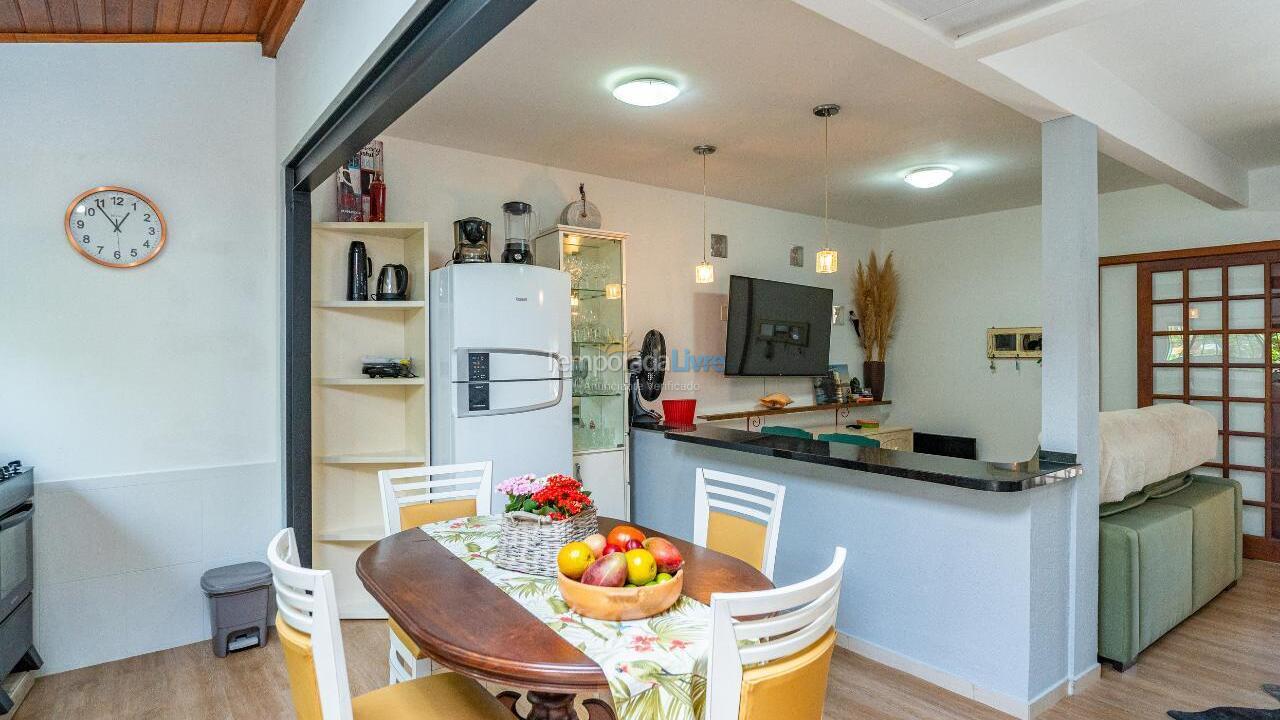 Casa para alquiler de vacaciones em Florianópolis (Cachoeira do Bom Jesus)