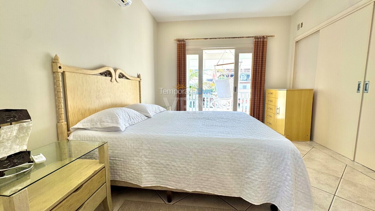 House for vacation rental in Bombinhas (Canto Grande)