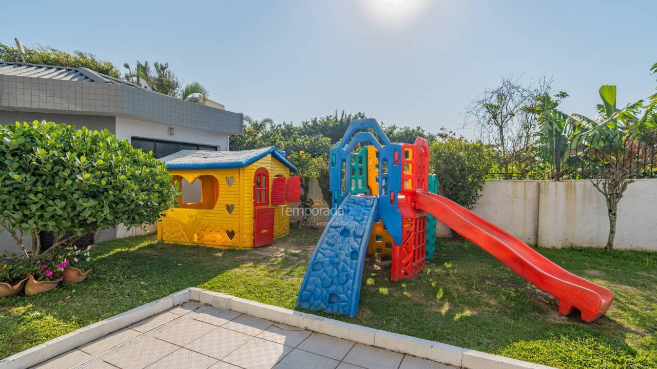 Apartamento para aluguel de temporada em Florianopolis (Canasvieiras)