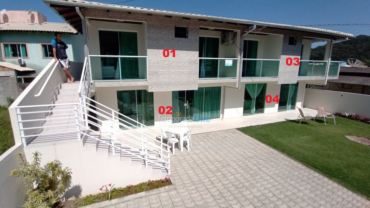 Apartamento para aluguel de temporada em Bombinhas (Centro de Bombinhas)