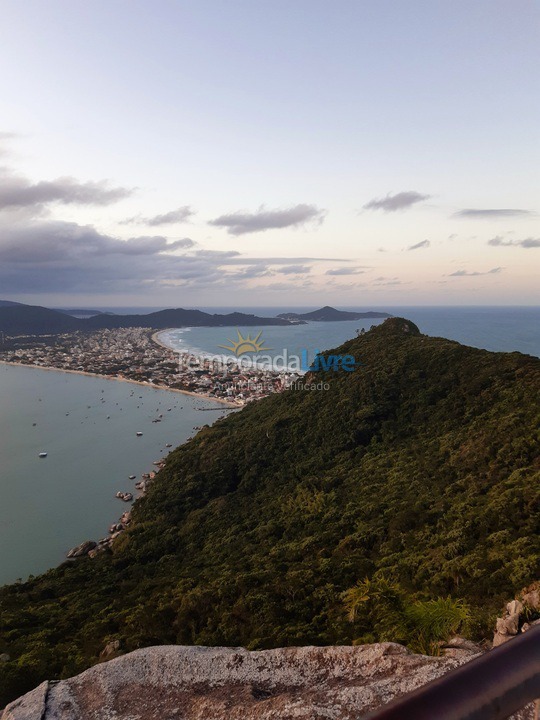 Apartment for vacation rental in Bombinhas (Mariscal)