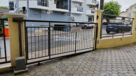 Beautiful apartment on the exclusive Canasvieiras beach (169)