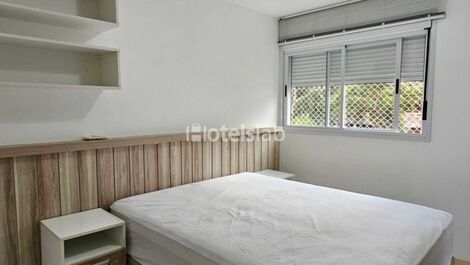 Modern 3-bedroom apartment just 100m from the beach (C179)