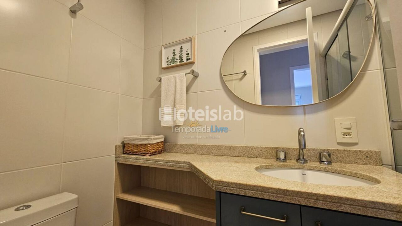 Apartamento para aluguel de temporada em Florianópolis (Cachoeira do Bom Jesus)