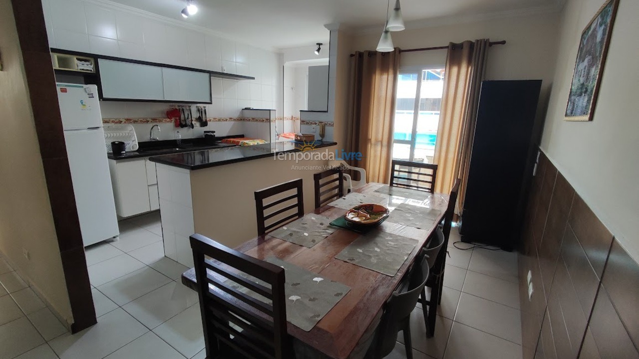 Casa para alquiler de vacaciones em Ubatuba (Estufa Ii)