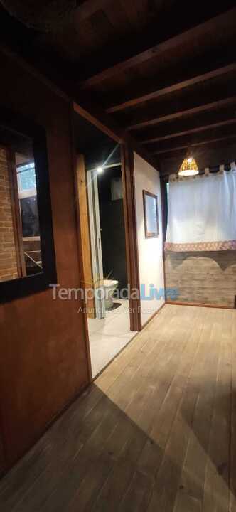 Casa para aluguel de temporada em Imbituba (Praia do Rosa)