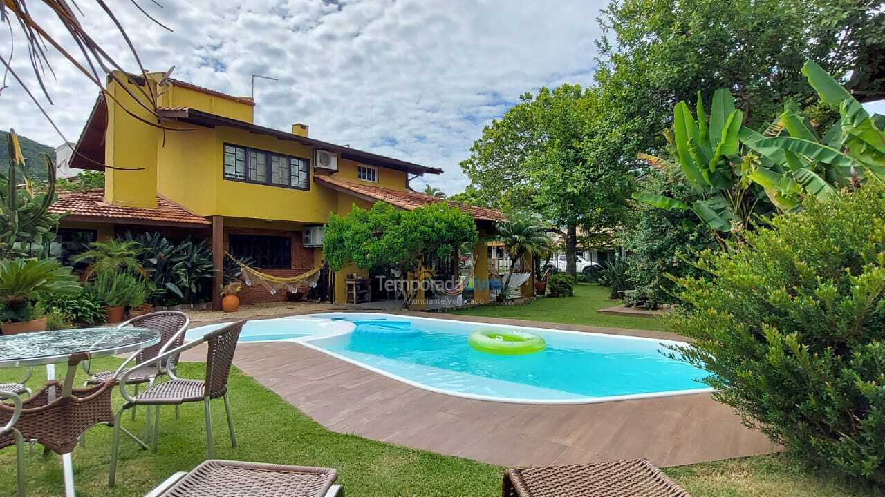House for vacation rental in Florianópolis (Cachoeira do Bom Jesus)