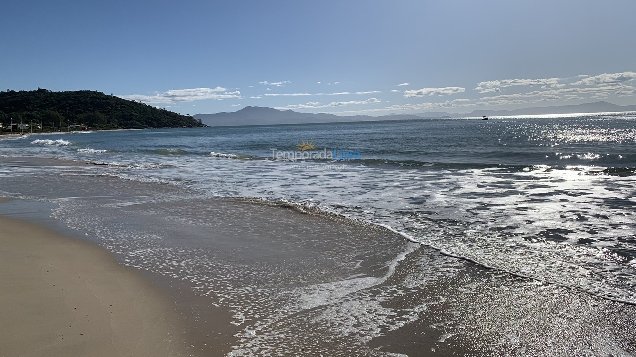 Apartamento para aluguel de temporada em Florianópolis (Lagoinha)