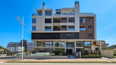 Apartamento Garden Dúplex na Praia de Mariscal