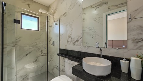 Precioso Apartamento 2 suites a 120mts de Playa Mariscal con Piscina (Nuevo)