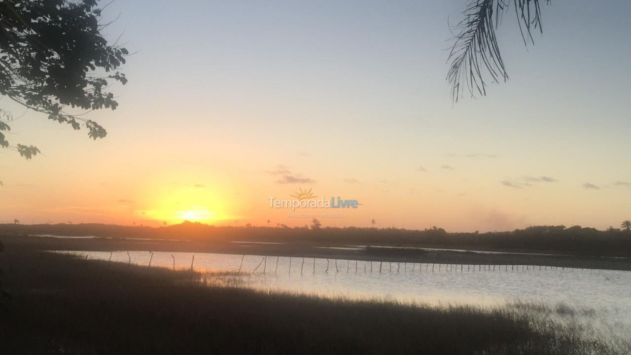 Casa para alquiler de vacaciones em Camaçari (Praia de Guarajuba)