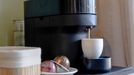 Pool, gym, AC, Subway |Brazilian Corner