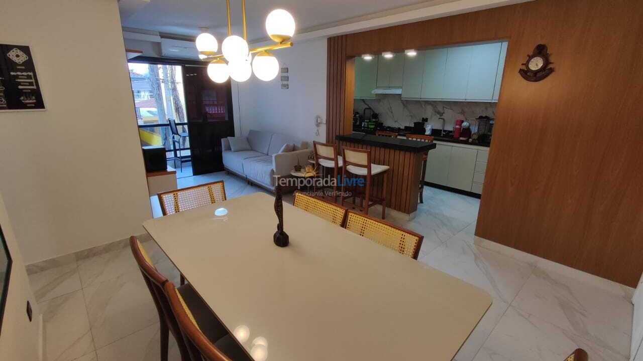 Apartamento para aluguel de temporada em Ubatuba (Praia Grande)