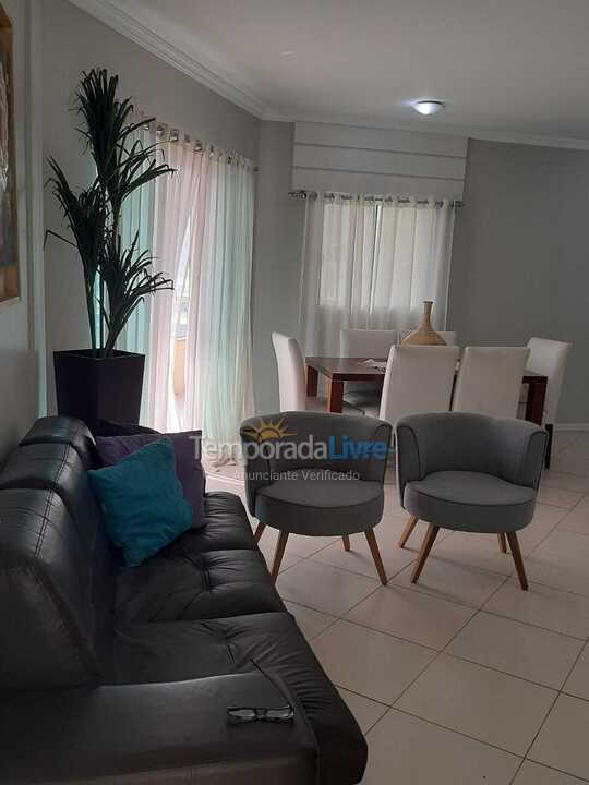 Apartment for vacation rental in Bombinhas (Praia de Bombas)