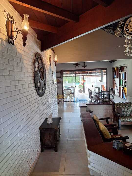 Casa para aluguel de temporada em Bertioga (Condominio Morada da Praia)