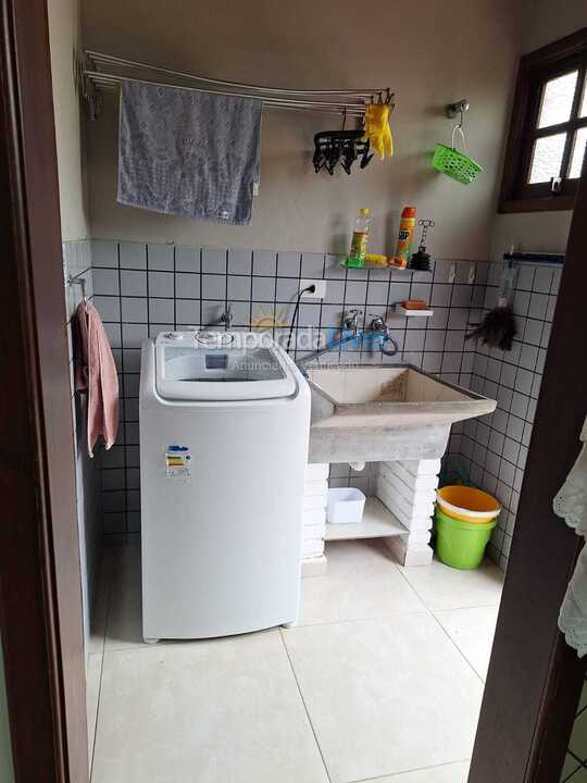 Casa para aluguel de temporada em Bertioga (Condominio Morada da Praia)