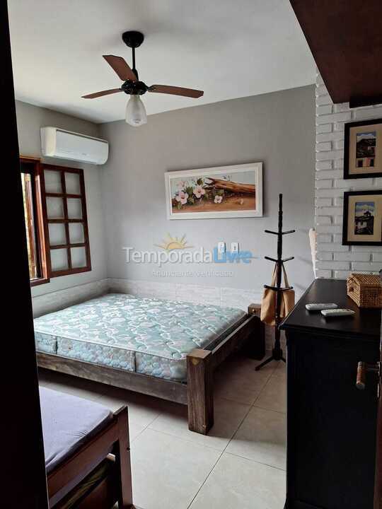 Casa para aluguel de temporada em Bertioga (Condominio Morada da Praia)