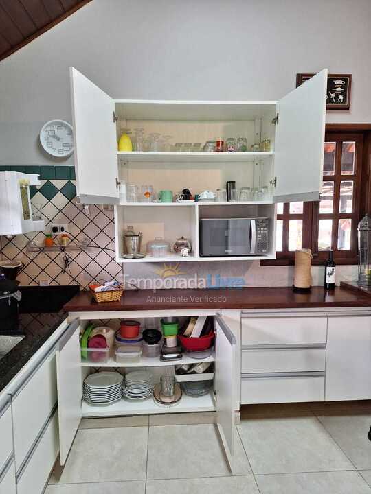 Casa para aluguel de temporada em Bertioga (Condominio Morada da Praia)